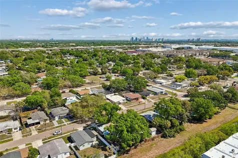 4512 W Rogers Avenue Tampa FL 33611