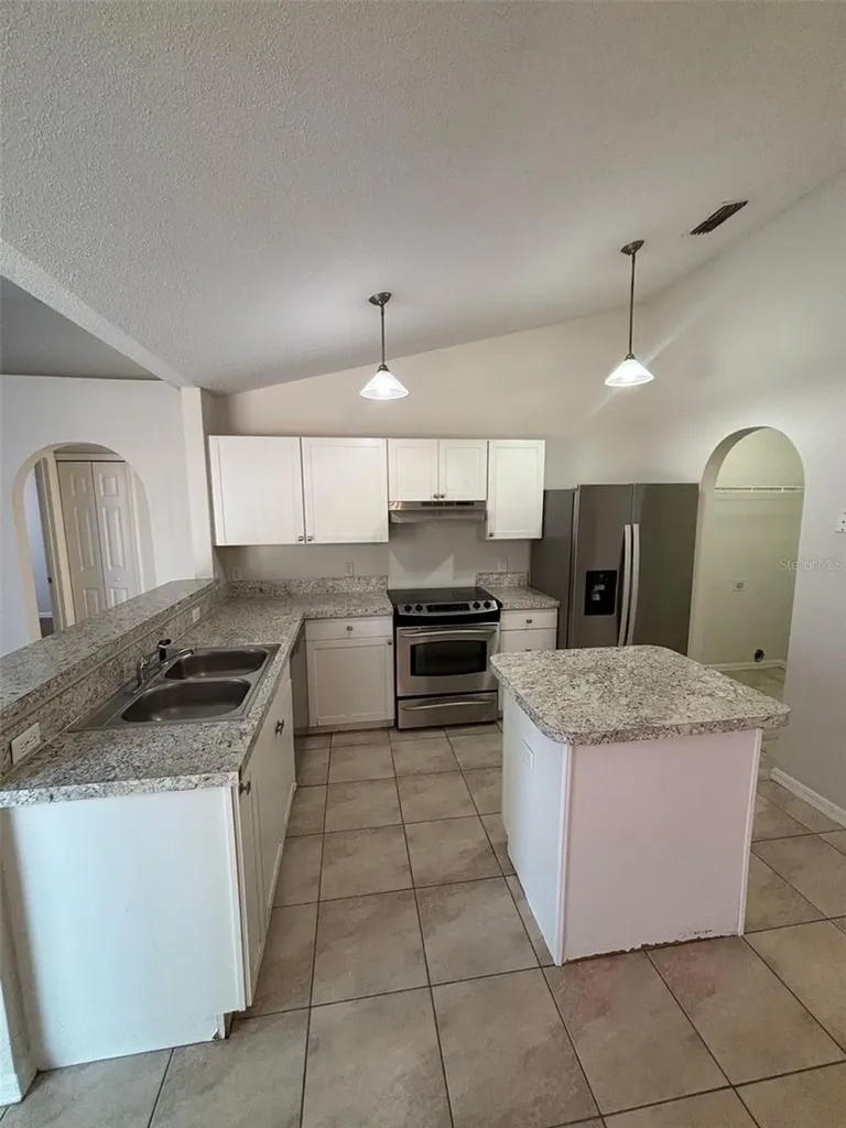 205 Churchill Court Kissimmee FL 34758