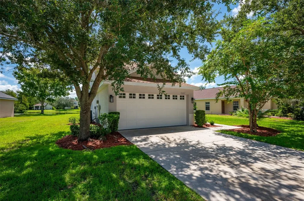 6227 Blue Runner Court Lakewood Ranch FL 34202