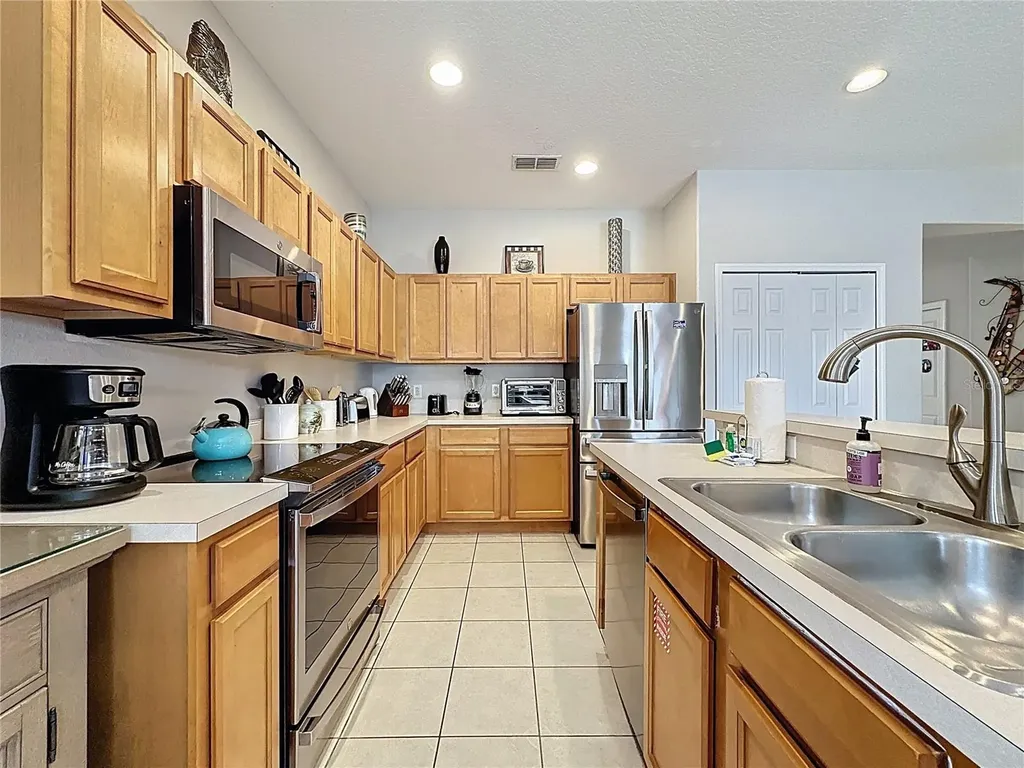 163 Tigerlily Court Davenport FL 33837