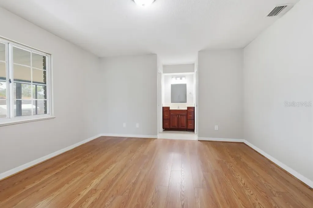 1964 Montecito Avenue Deltona FL 32738