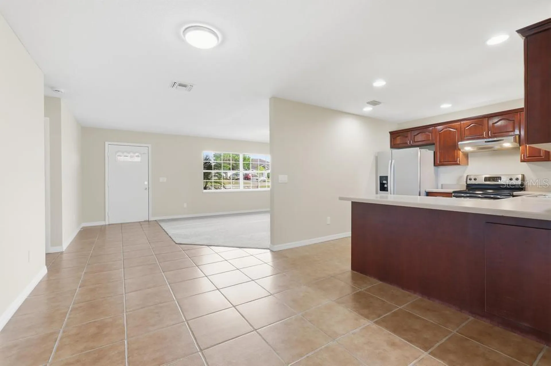1964 Montecito Avenue Deltona FL 32738