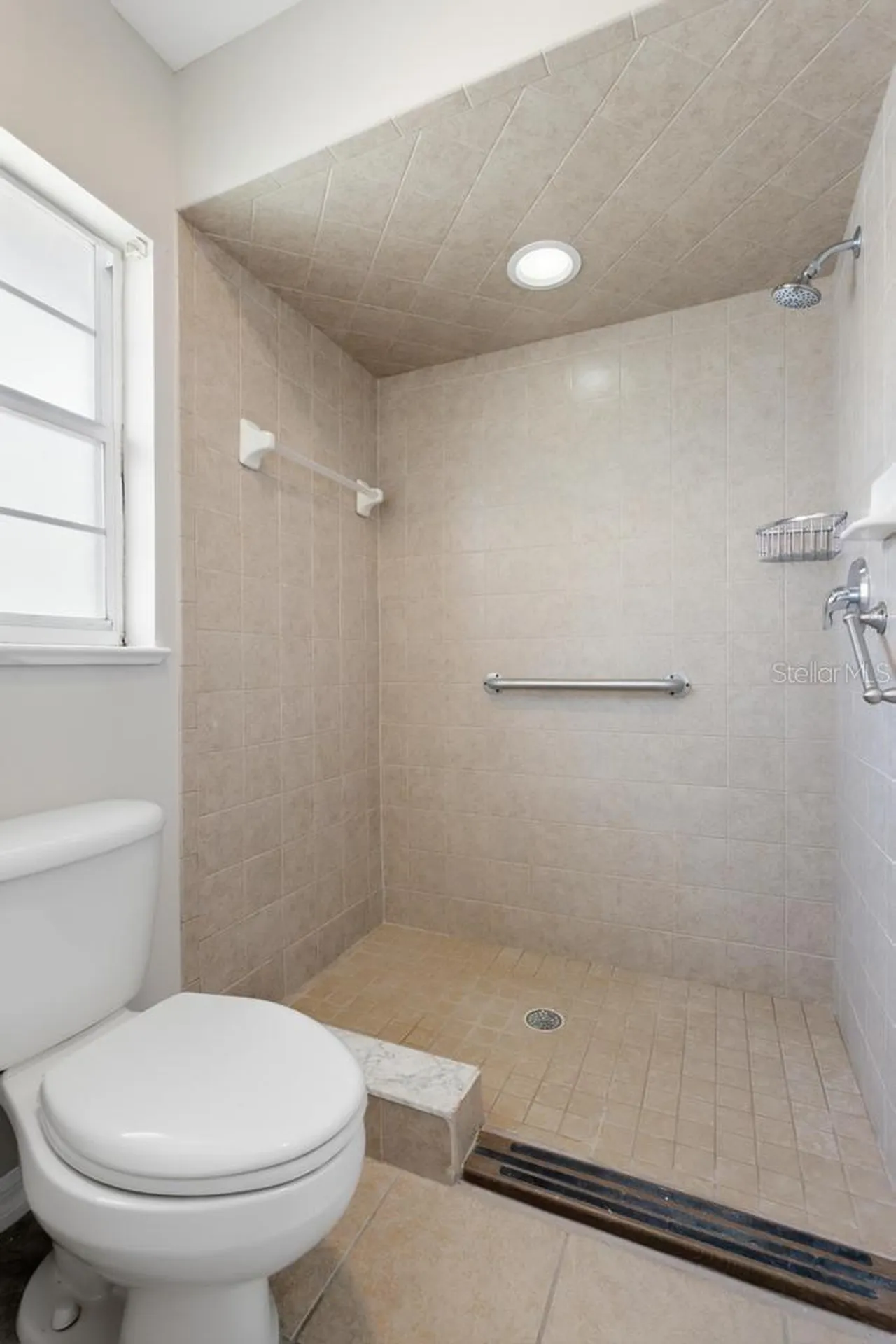 1964 Montecito Avenue Deltona FL 32738