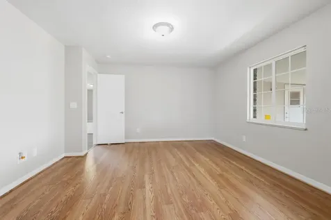 1964 Montecito Avenue Deltona FL 32738