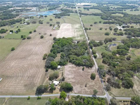 3095 County Road 202 Oxford FL 34484