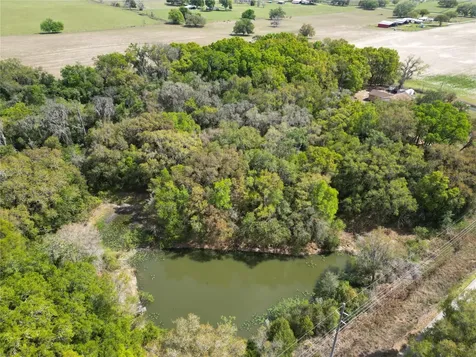 3095 County Road 202 Oxford FL 34484