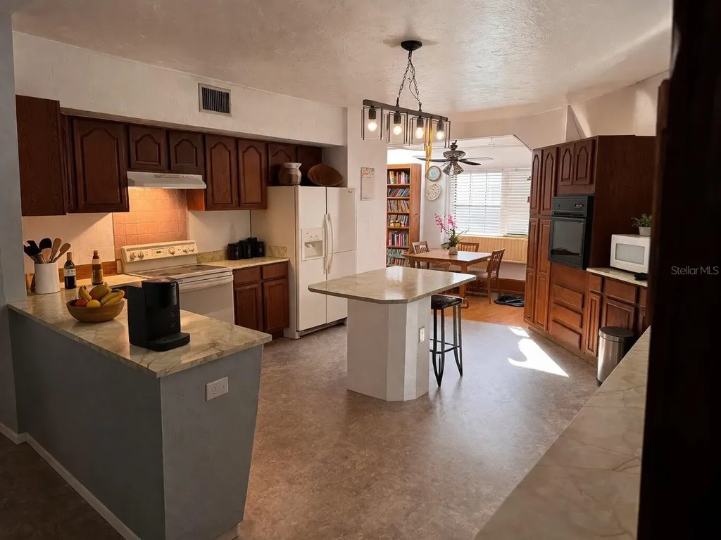 7923 18th Avenue E Palmetto FL 34221