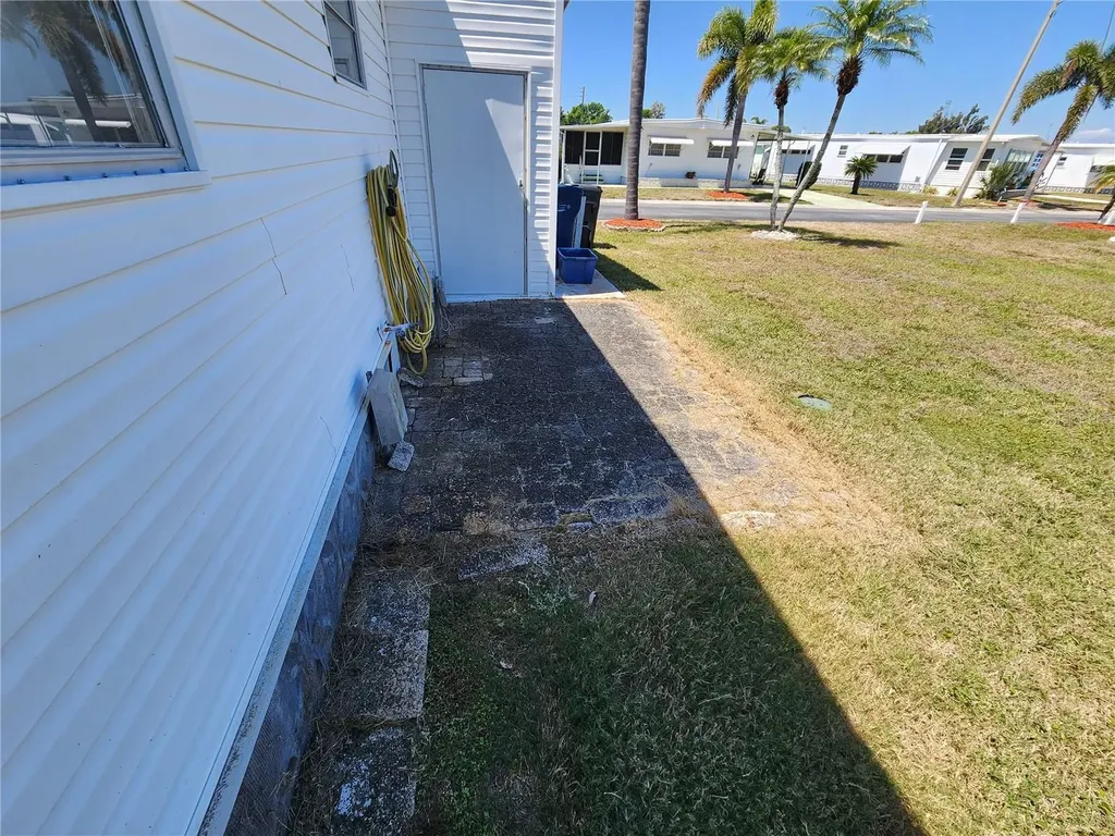 316 Danube Circle Bradenton FL 34207