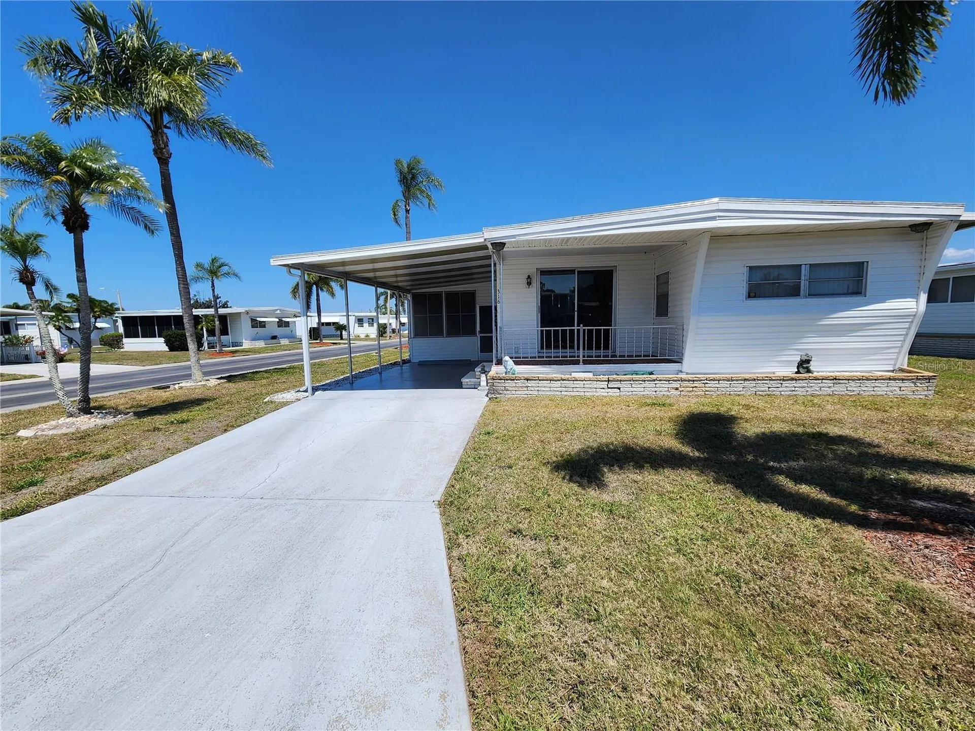 316 Danube Circle Bradenton FL 34207