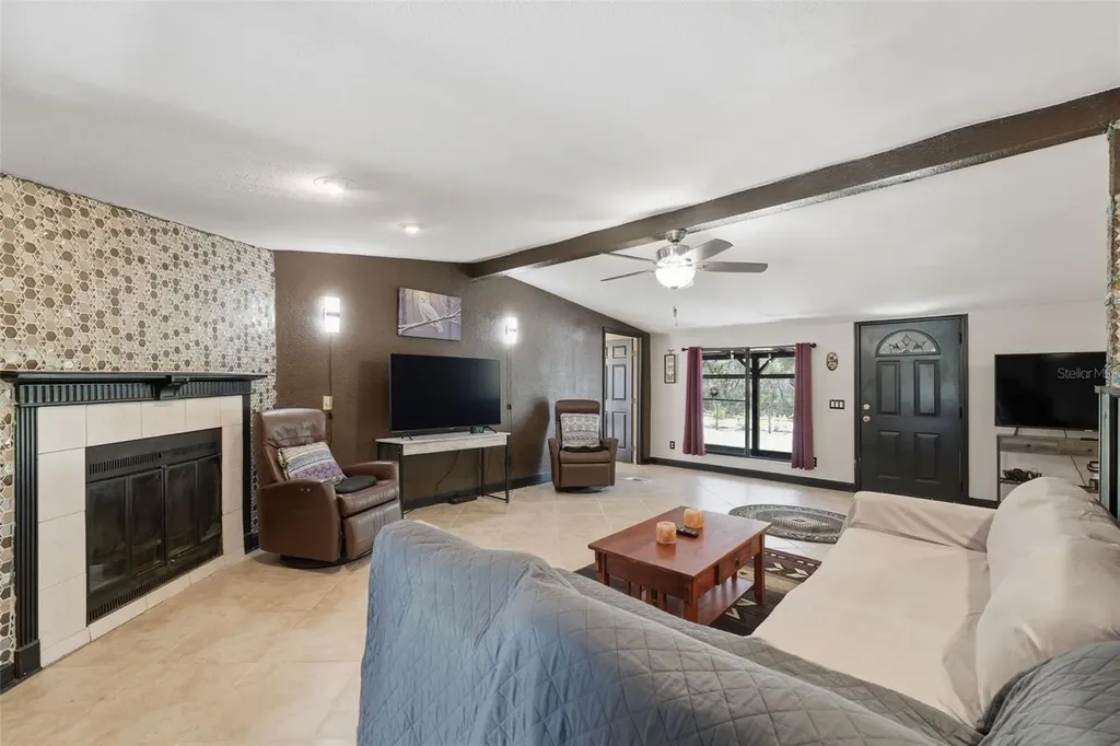 515 S Covelake Terrace Inverness FL 34450