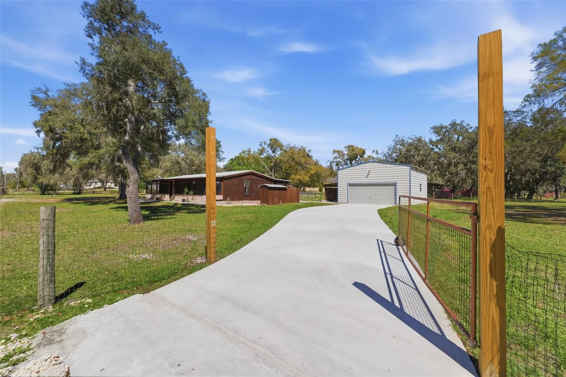 515 S Covelake Terrace Inverness FL 34450