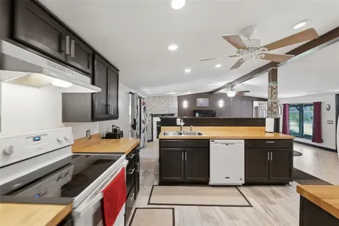 515 S Covelake Terrace Inverness FL 34450