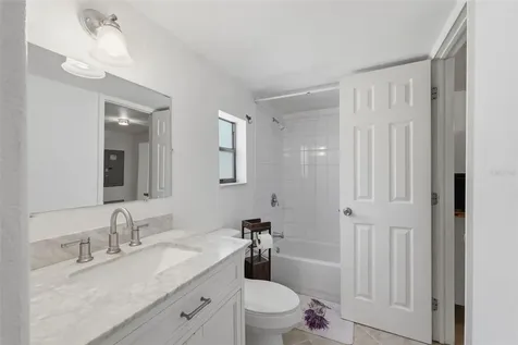 515 S Covelake Terrace Inverness FL 34450