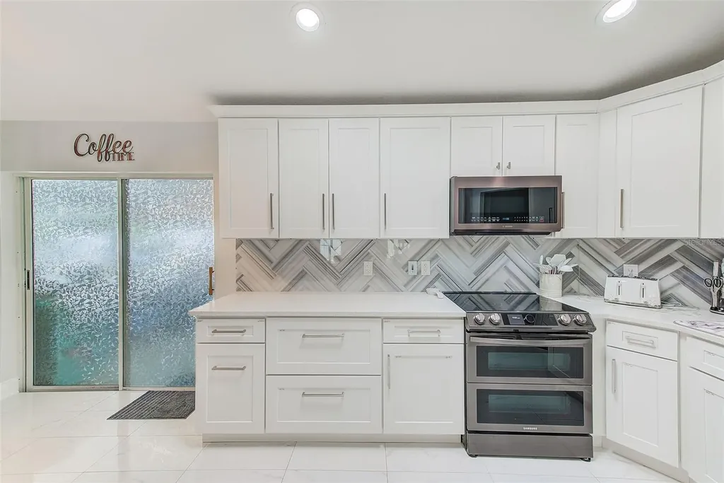 8524 Beth Court Odessa FL 33556