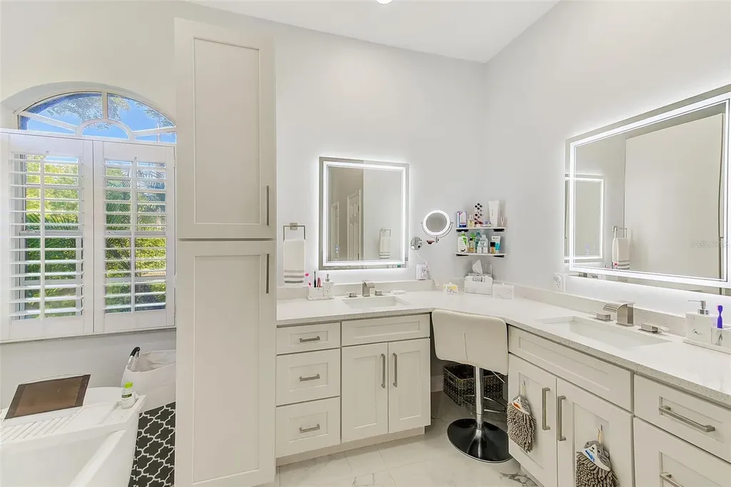 8524 Beth Court Odessa FL 33556
