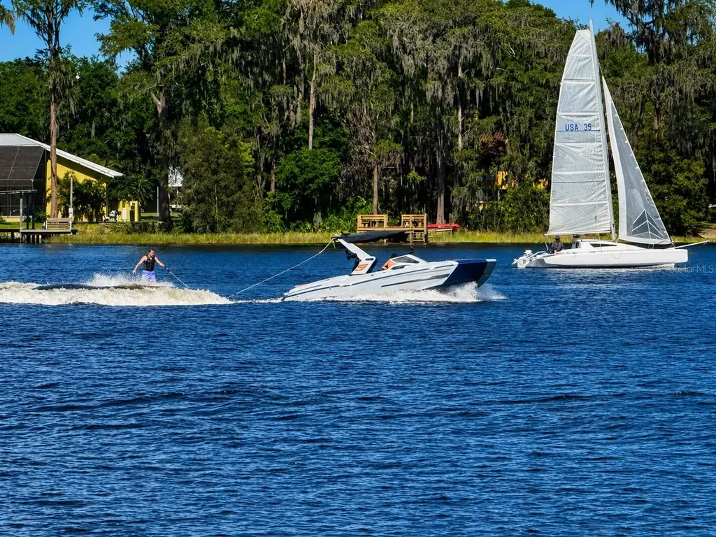 9505 Aqua Lane Odessa FL 33556