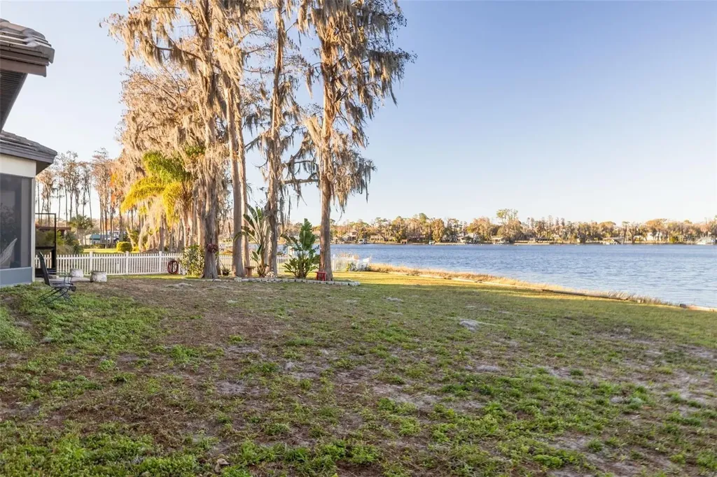 9505 Aqua Lane Odessa FL 33556