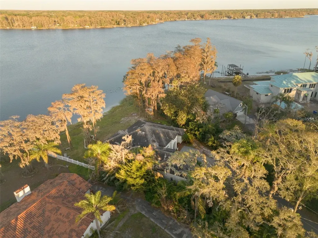 9505 Aqua Lane Odessa FL 33556