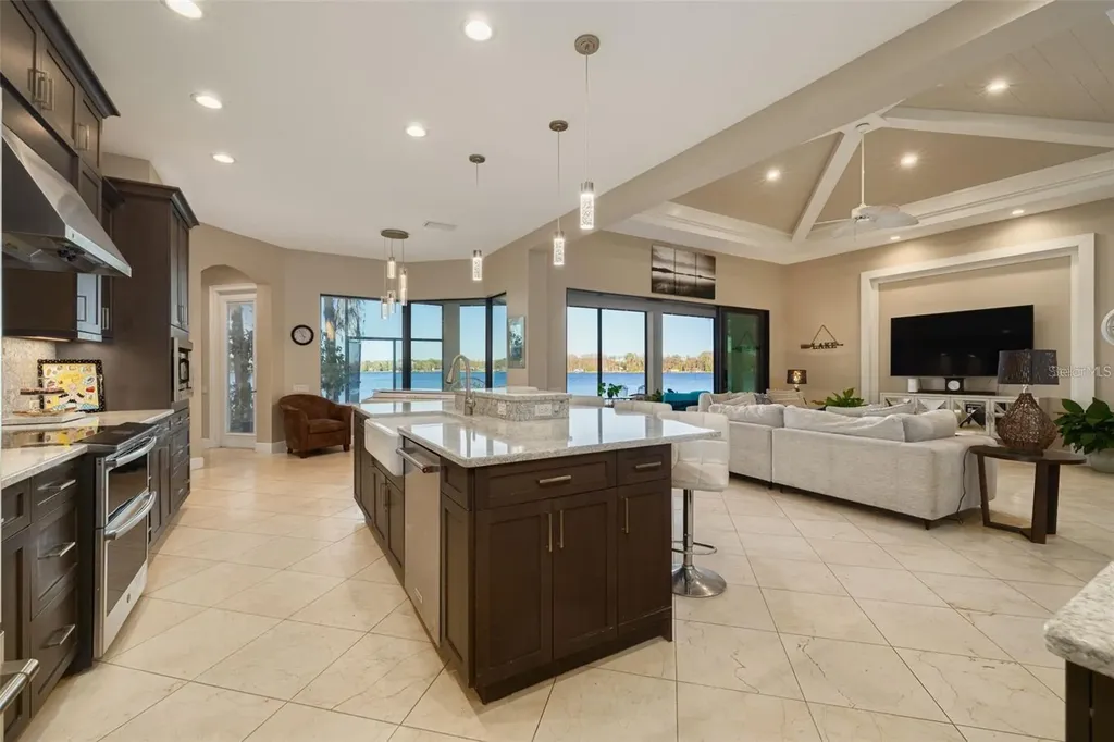9505 Aqua Lane Odessa FL 33556