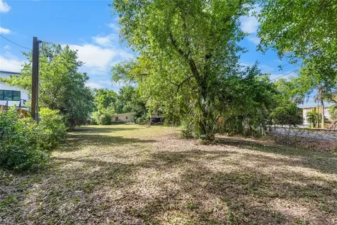 6605 N Boulevard Tampa FL 33604