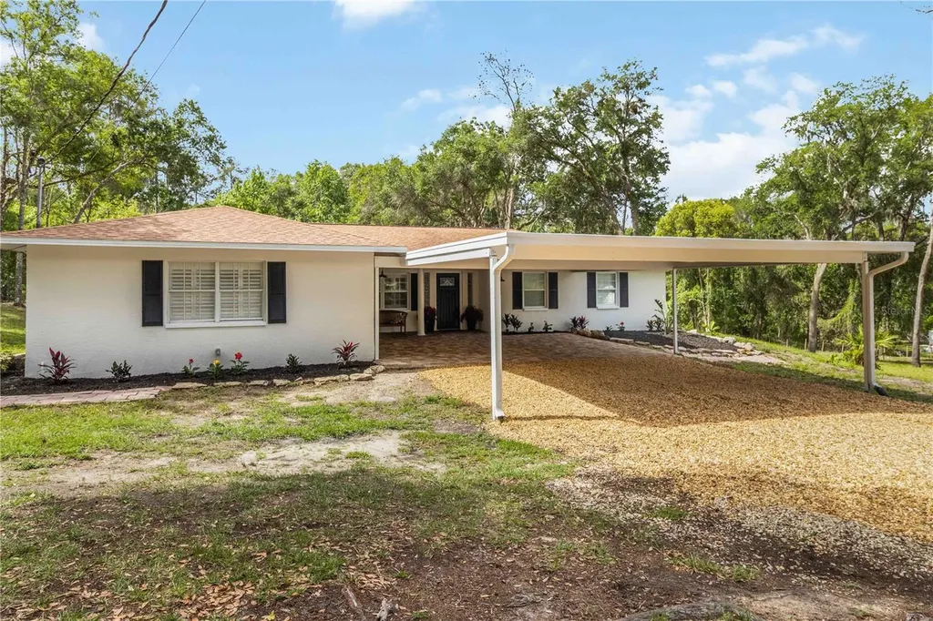 2293 Spring Lake Highway Brooksville FL 34602