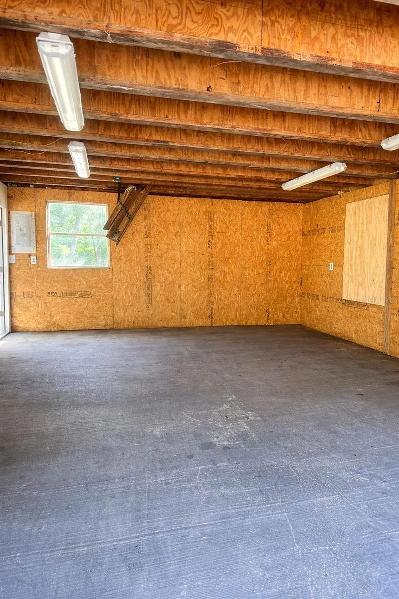 2293 Spring Lake Highway Brooksville FL 34602