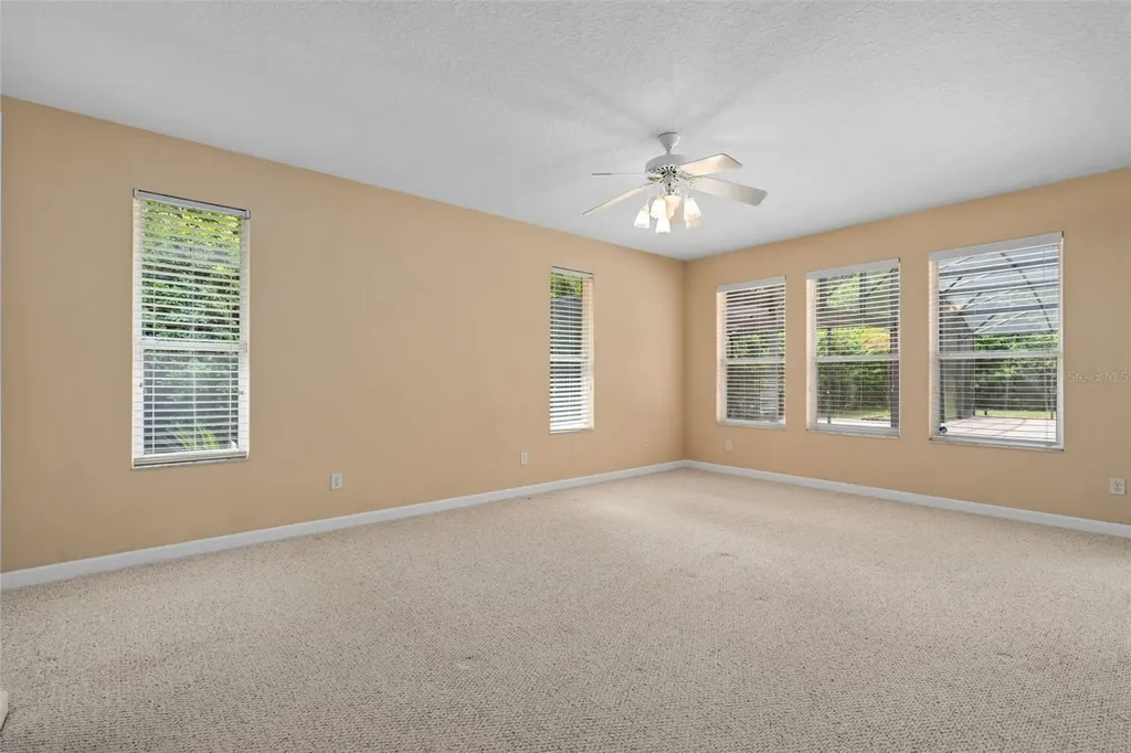 386 Chinahill Court Apopka FL 32712
