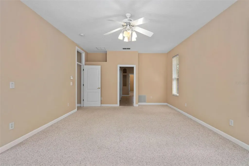 386 Chinahill Court Apopka FL 32712
