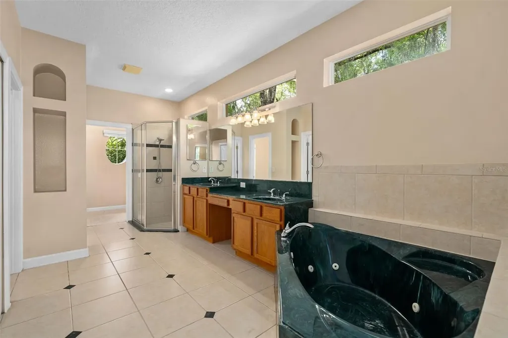 386 Chinahill Court Apopka FL 32712