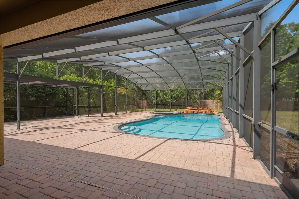 386 Chinahill Court Apopka FL 32712