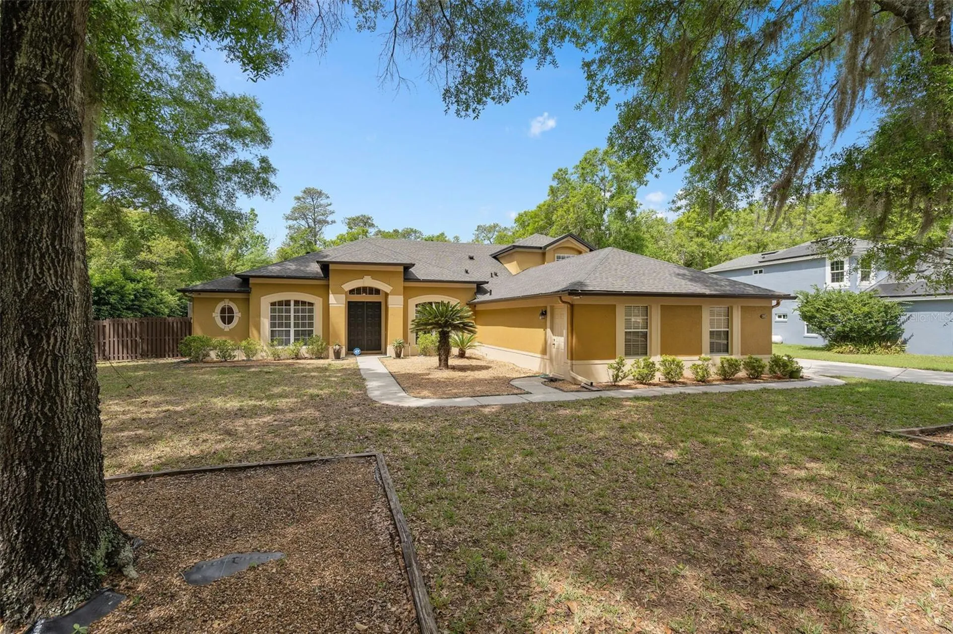 386 Chinahill Court Apopka FL 32712