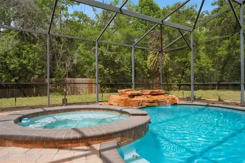386 Chinahill Court Apopka FL 32712