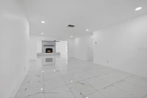 1864 Paradise Lane Clearwater FL 33756