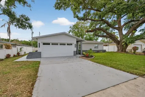 1864 Paradise Lane Clearwater FL 33756