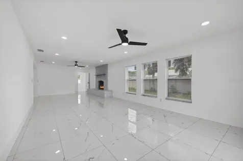 1864 Paradise Lane Clearwater FL 33756
