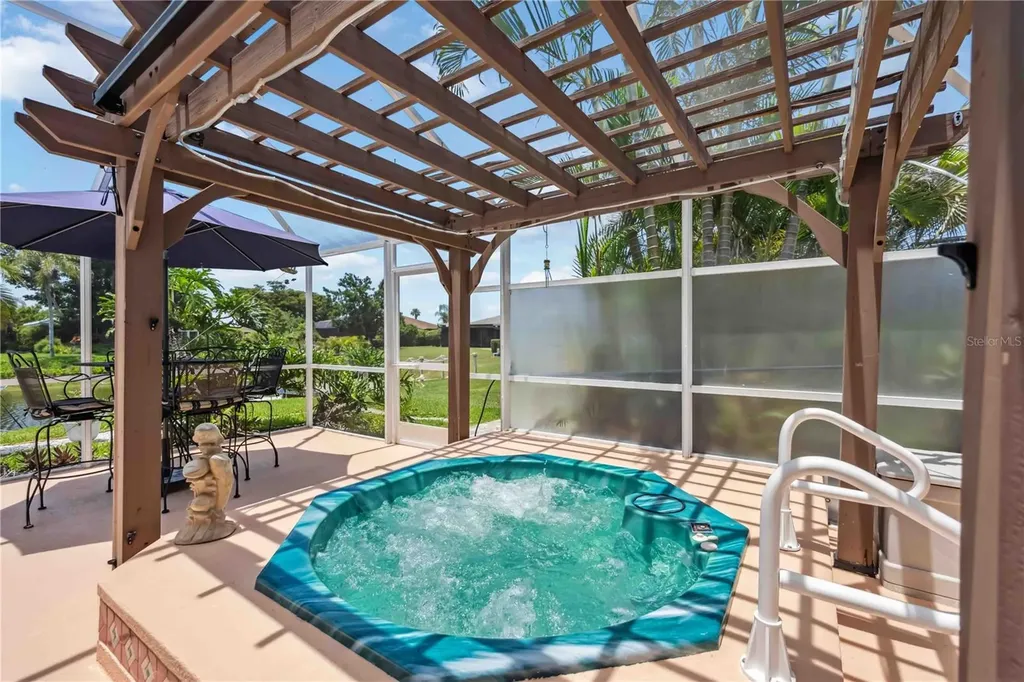 965 E Gondola Drive Venice FL 34293