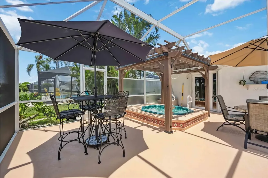 965 E Gondola Drive Venice FL 34293