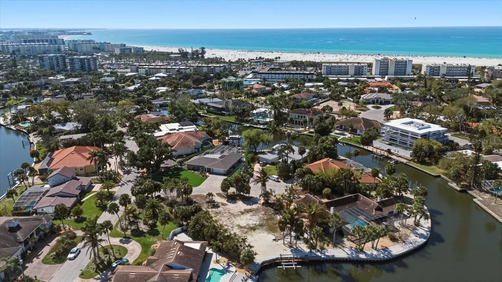 5448 Azure Way Sarasota FL 34242