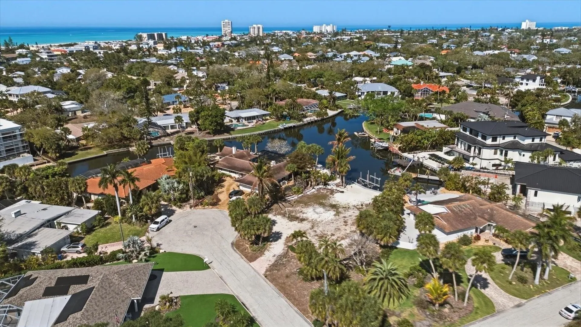 5448 Azure Way Sarasota FL 34242