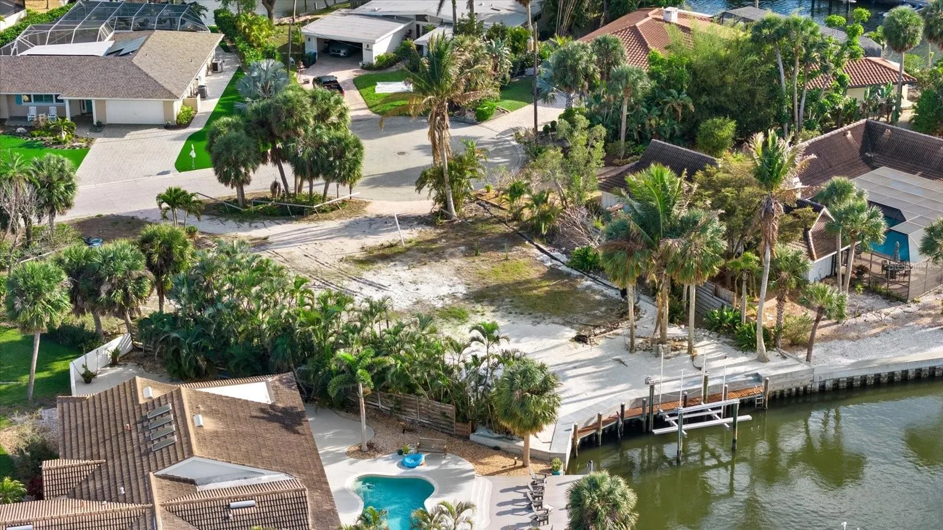 5448 Azure Way Sarasota FL 34242