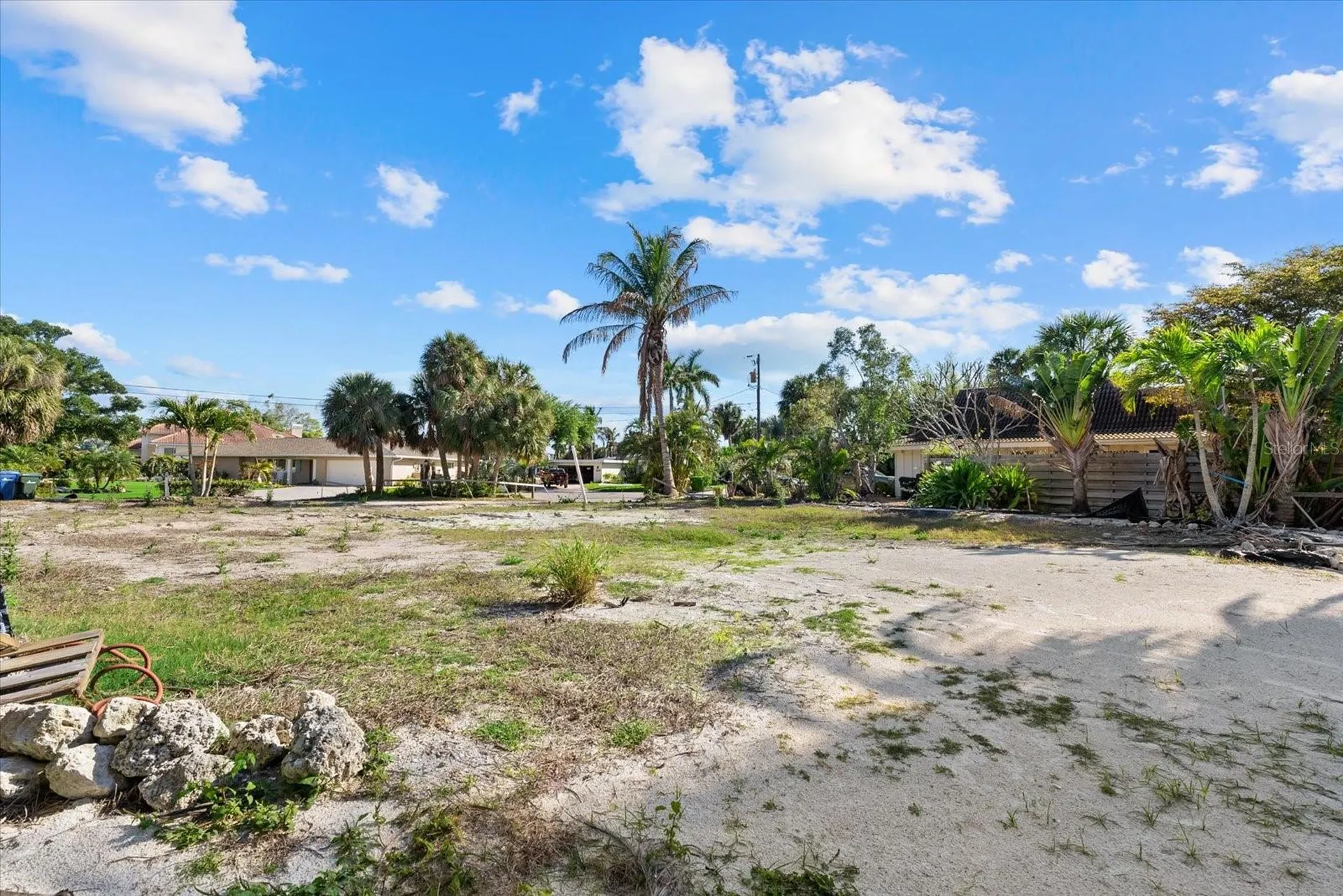 5448 Azure Way Sarasota FL 34242