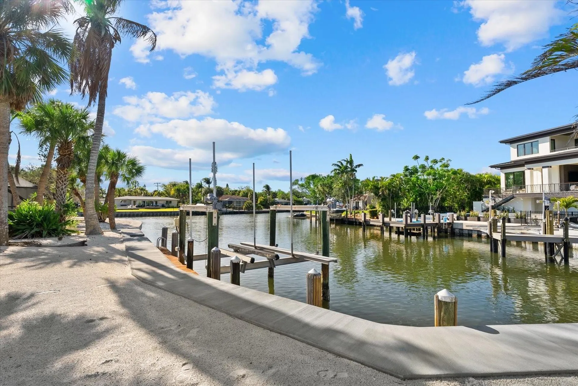 5448 Azure Way Sarasota FL 34242