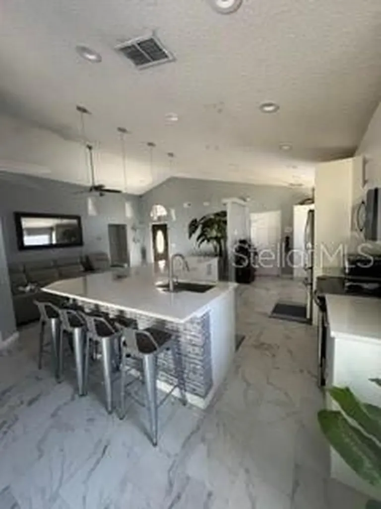 2290 Cobblefield Circle Apopka FL 32703