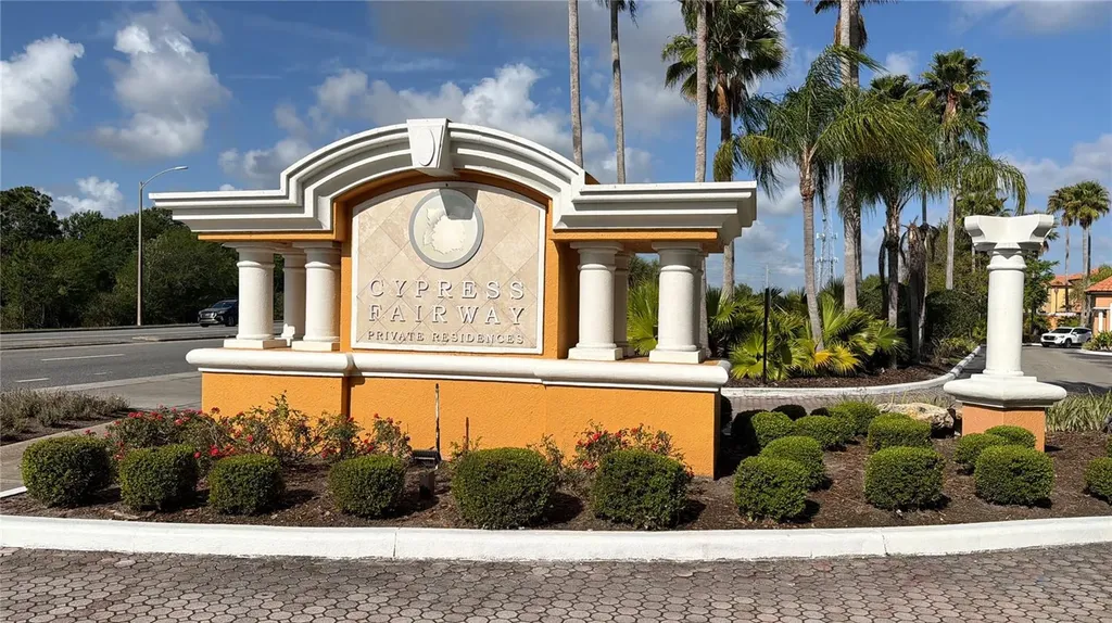 5467 Vineland Road Orlando FL 32811