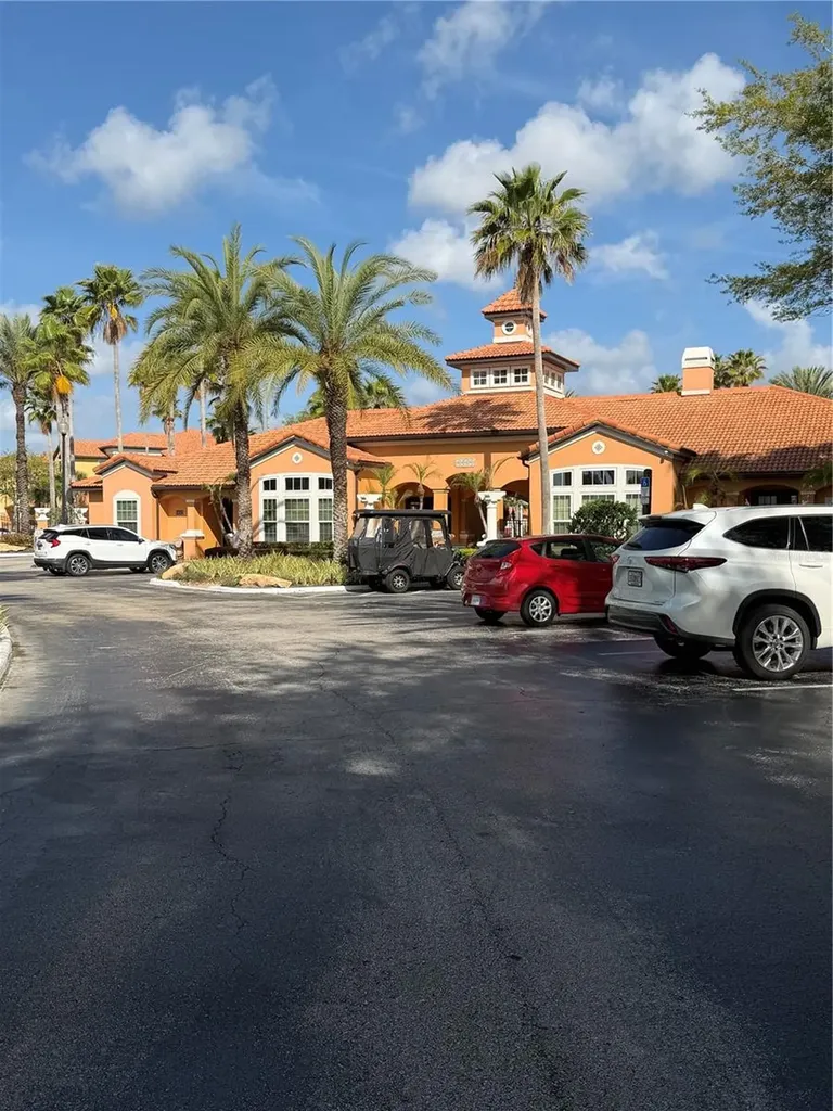 5467 Vineland Road Orlando FL 32811
