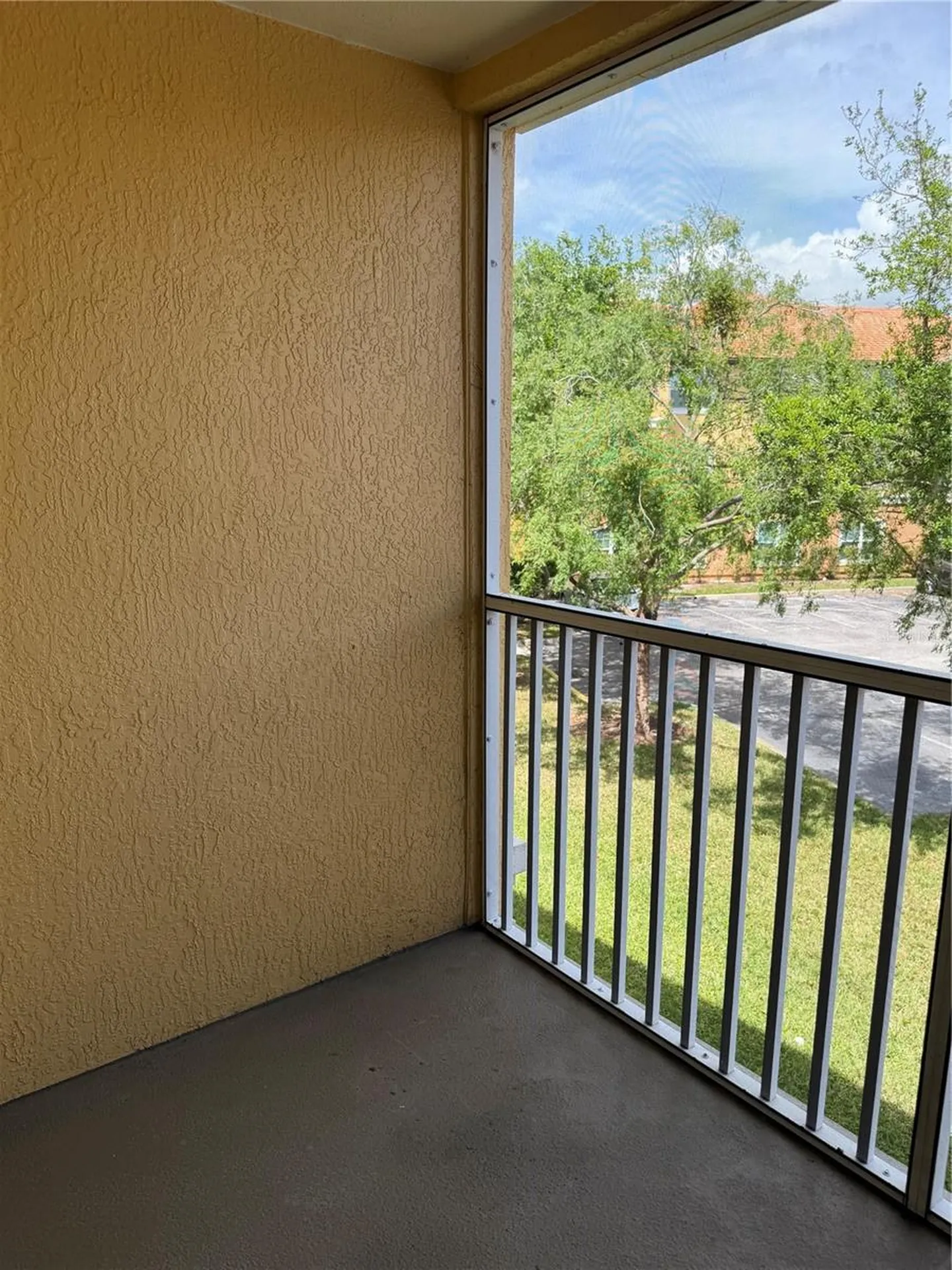 5467 Vineland Road Orlando FL 32811
