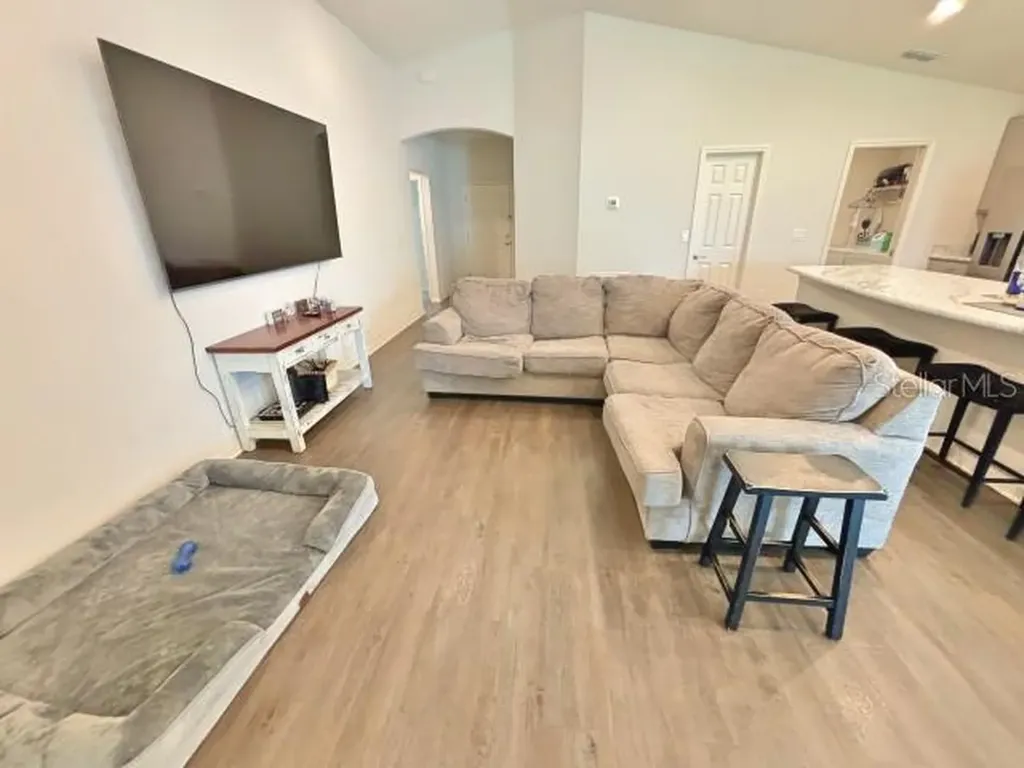 737 Daphne Drive Polk City FL 33868