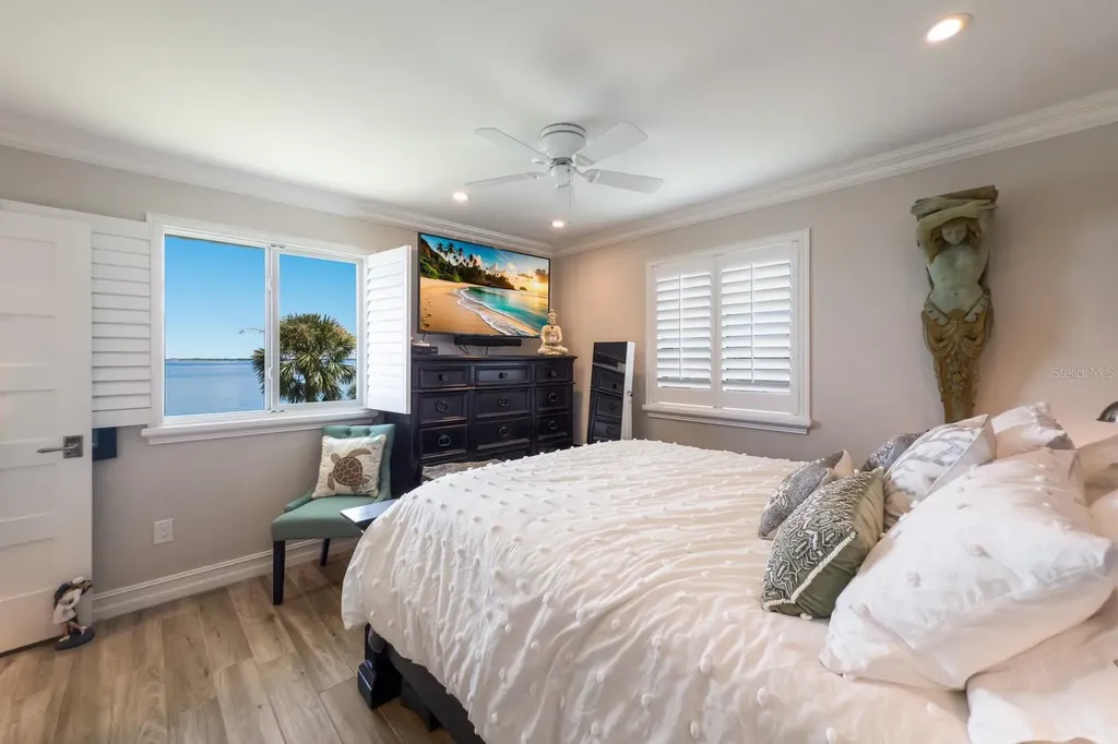 761 John Ringling Boulevard Sarasota FL 34236