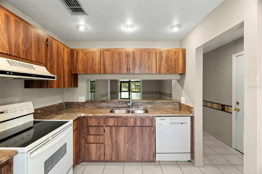 5265 E Bay Drive Clearwater FL 33764