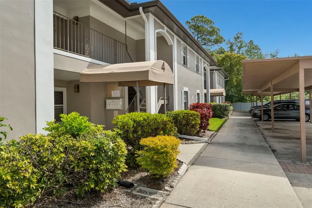 5265 E Bay Drive Clearwater FL 33764